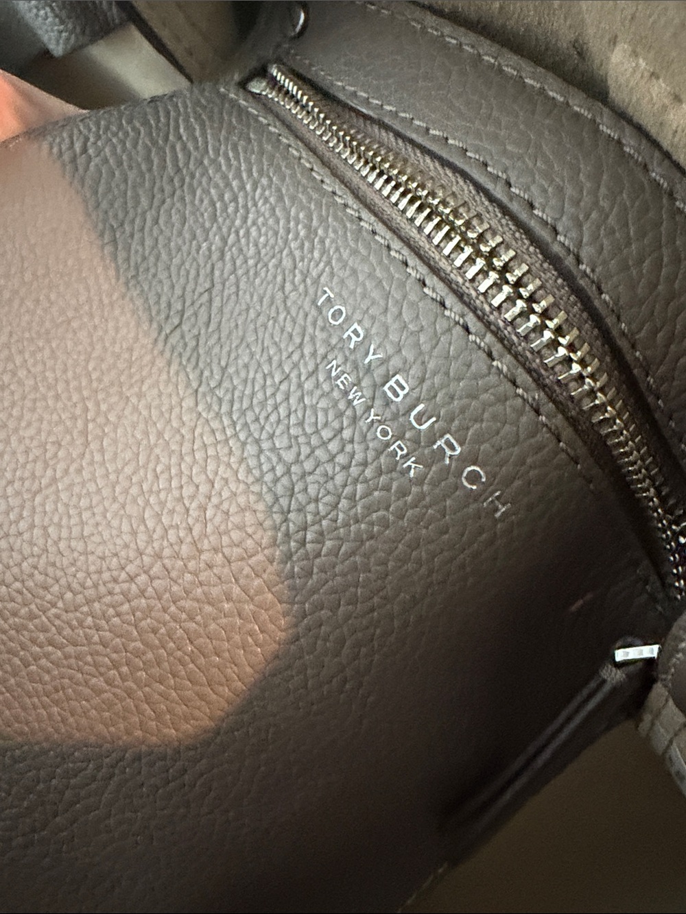 Tory Burch The Small Romy Tote - Picture 10 of 17
